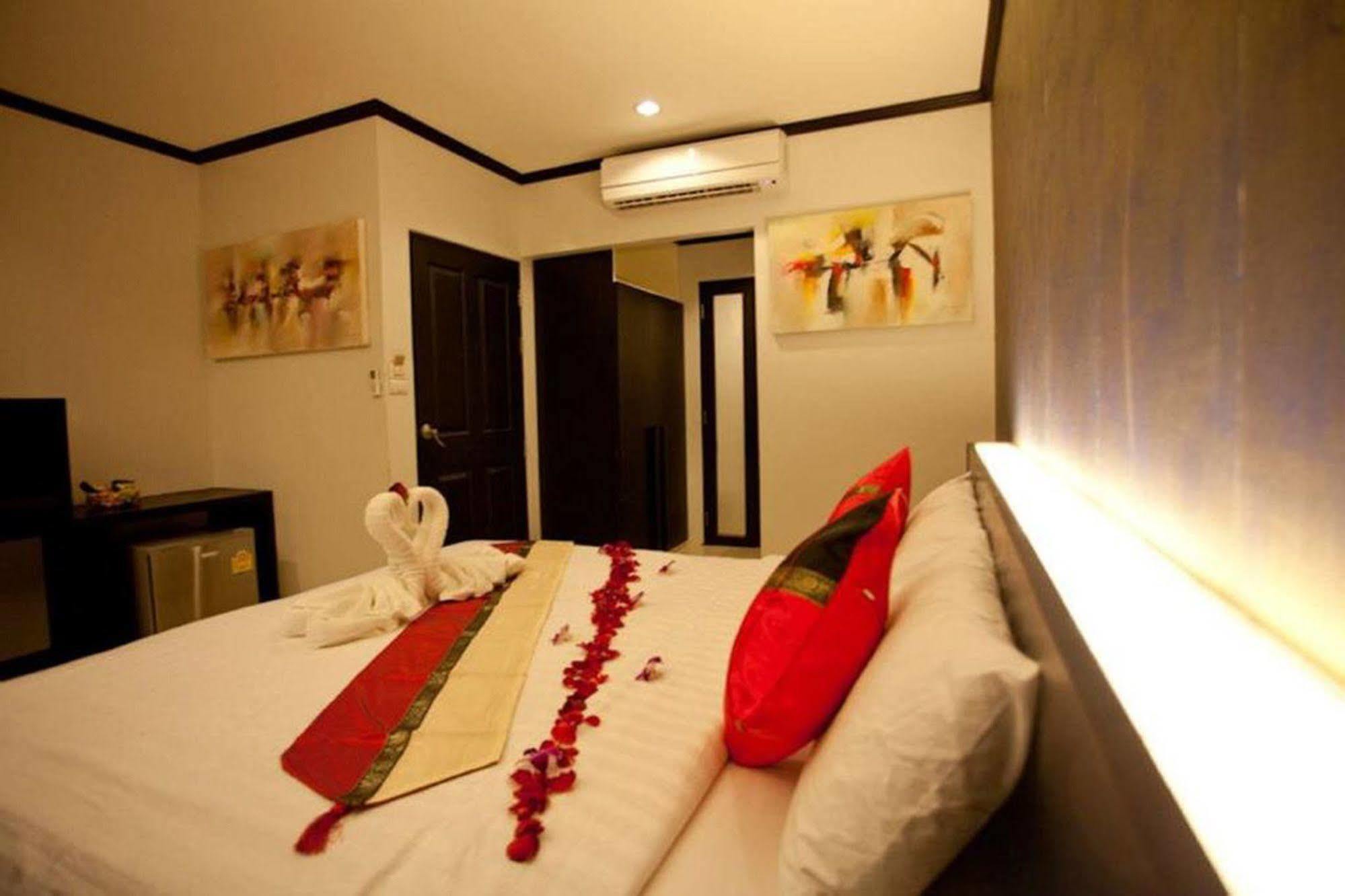 Kata Green Beach Hotel Zewnętrze zdjęcie