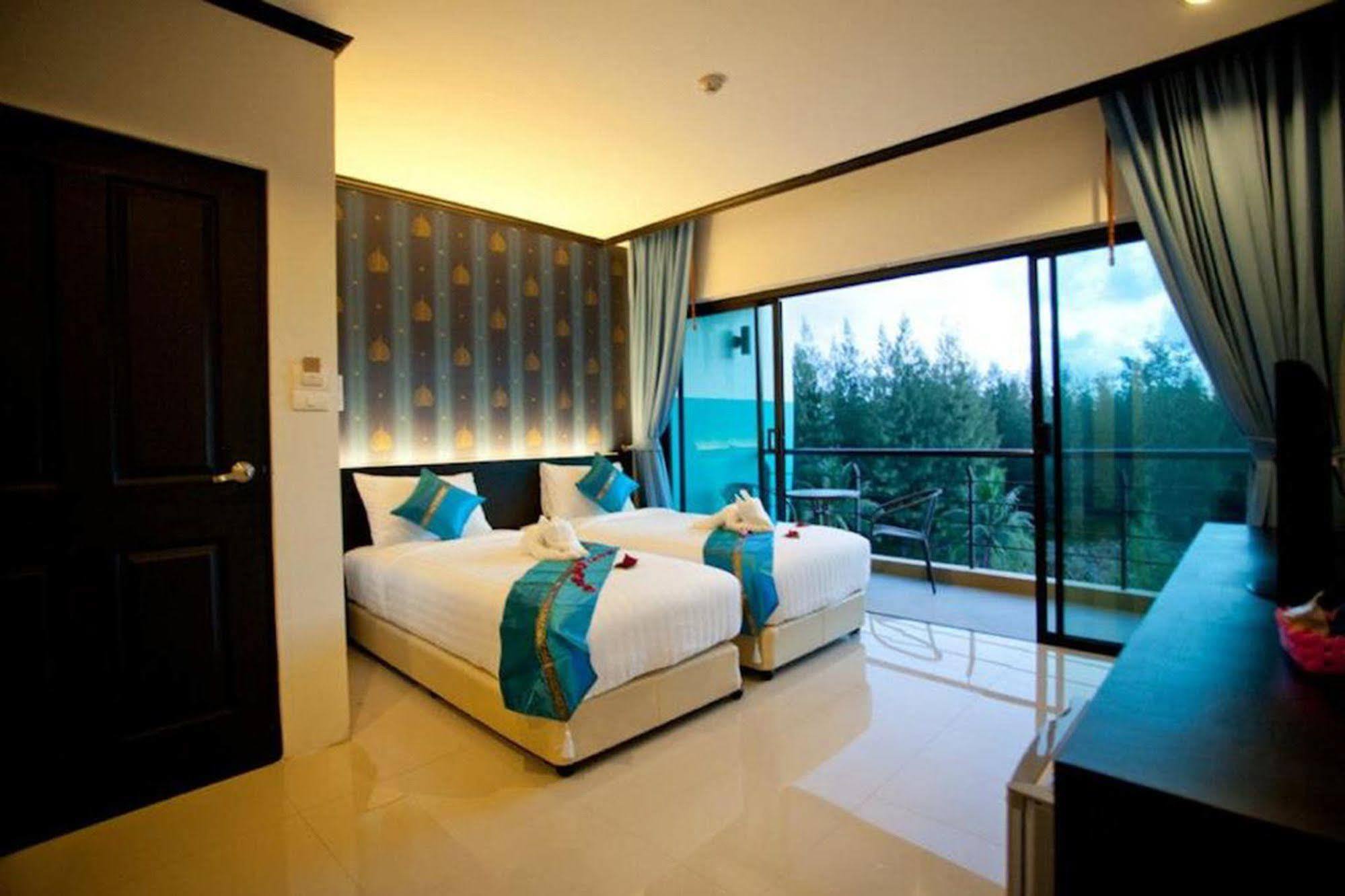 Kata Green Beach Hotel Zewnętrze zdjęcie